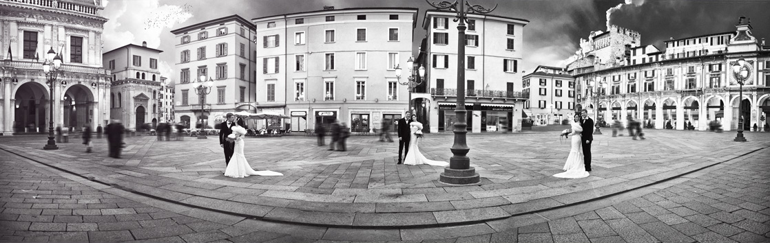 Centro Storico Brescia Piazza Loggia. 2014. Centro Storico Brescia. Piazza Loggia. 2014. Fotografo Matrimonio